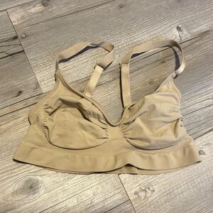 SKIMS Kim Kardashian sculpting bralette medium  new without tags